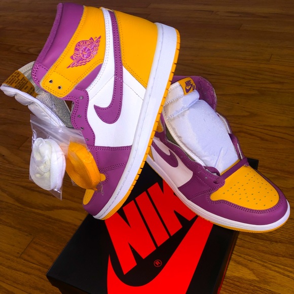 Nike Air Jordan 1 Retro High OG 555088 706 Brotherhood Gold/Bordeaux Sz 9.5 NIB - Picture 1 of 13